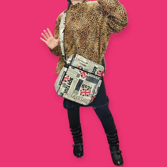 Hurry! Store Close Next Week!! Vintage Shoulder bag - Picture 1 of 8